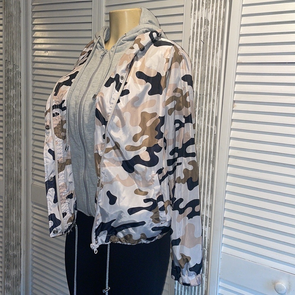 Juniors' J-2 by Jou Jou Hooded Windbreaker Jacket - Picture 5 of 10